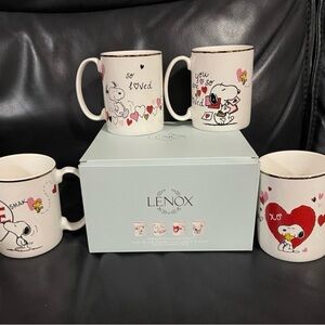 Valentines Lenox Peanuts Snoopy Mugs, Set of 4